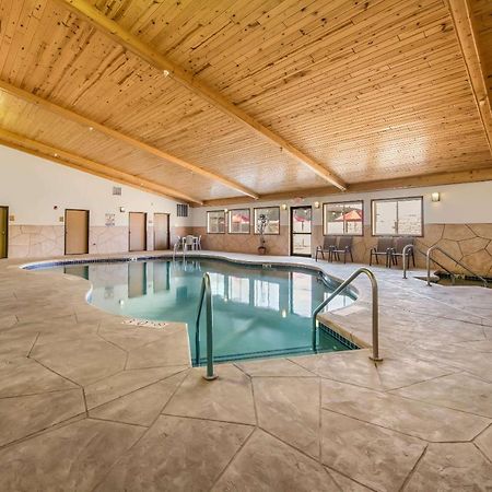 Econo Lodge Rice Lake Kültér fotó