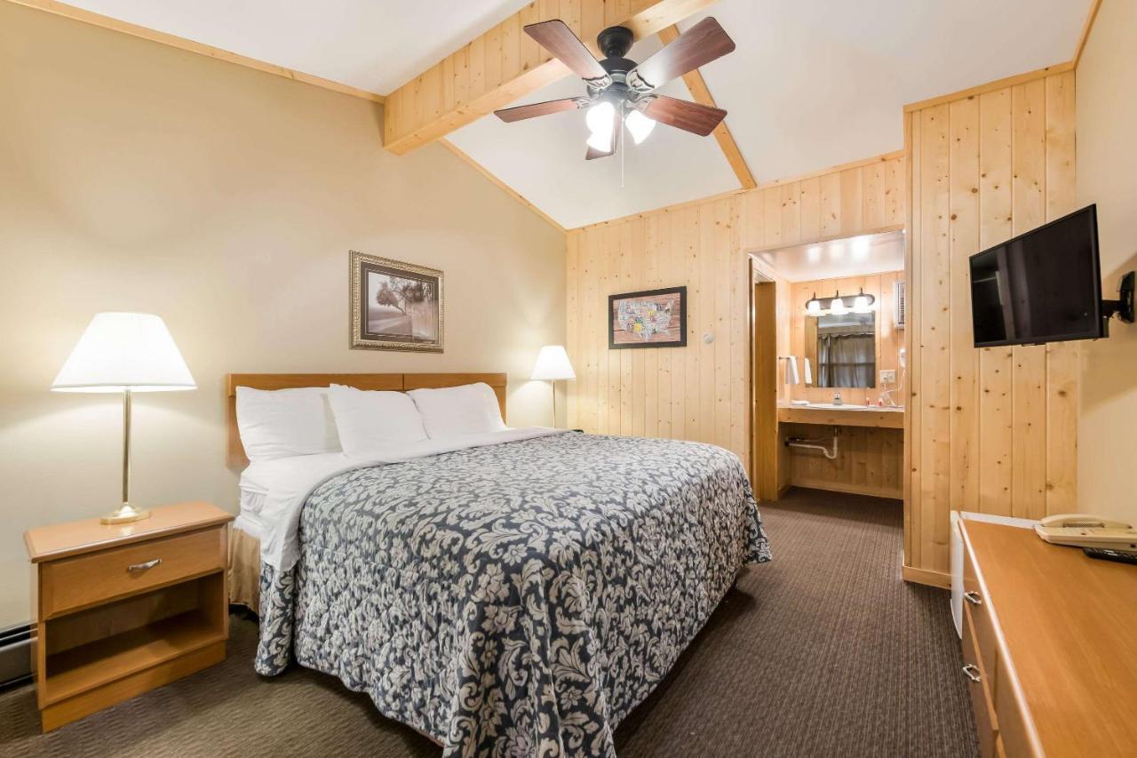 Econo Lodge Rice Lake Kültér fotó
